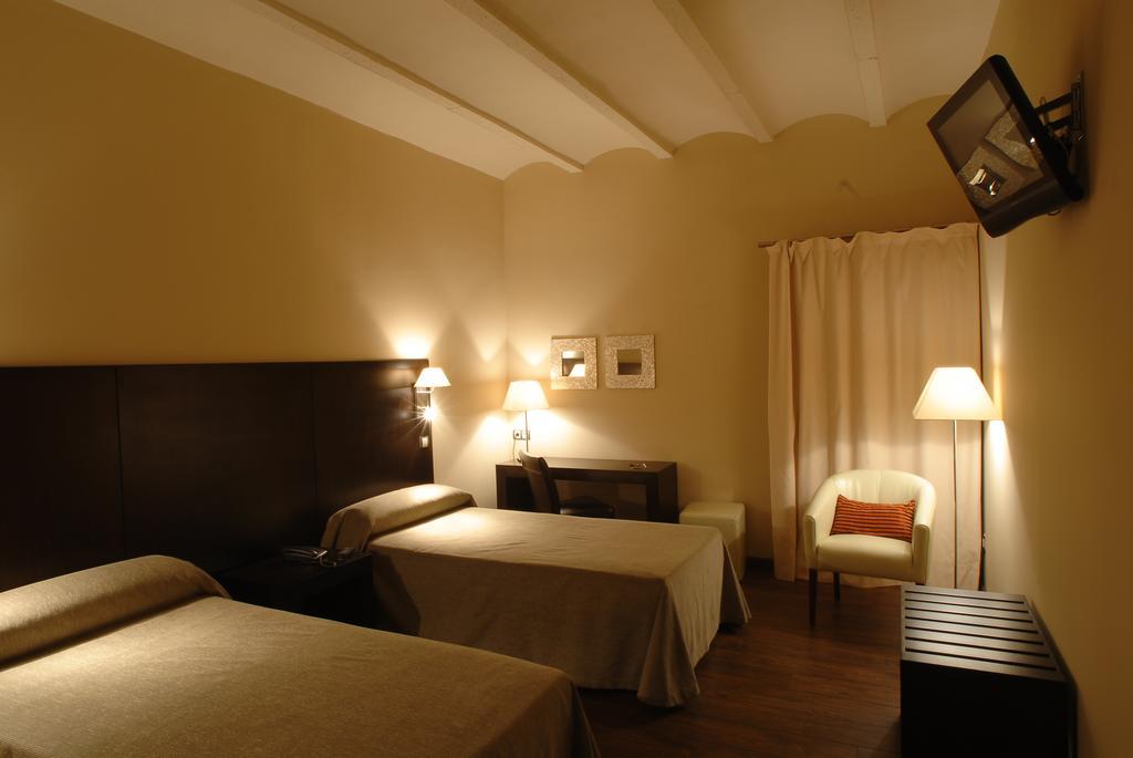 Moli Blanc Hotel Jorba Exterior photo